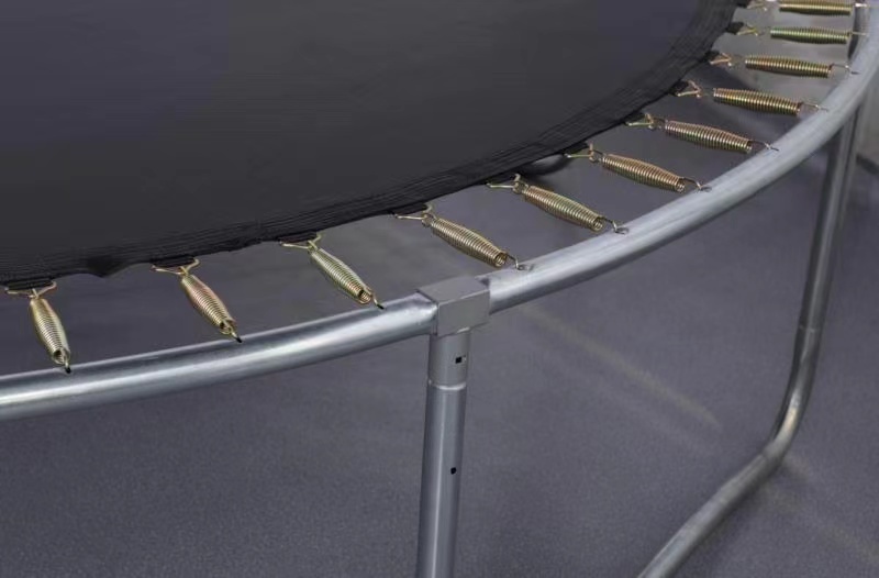 Батут с защитной сеткой и лестницей FunFit PRO 8 FT 252 см (зеленый) Батут с защитной сеткой и лестницей FunFit PRO 8 FT 252 см (зеленый)