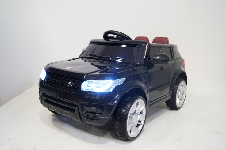 Электромобиль детский RiverToys Range E004EE, цвет черный Электромобиль детский RiverToys Range E004EE, цвет черный