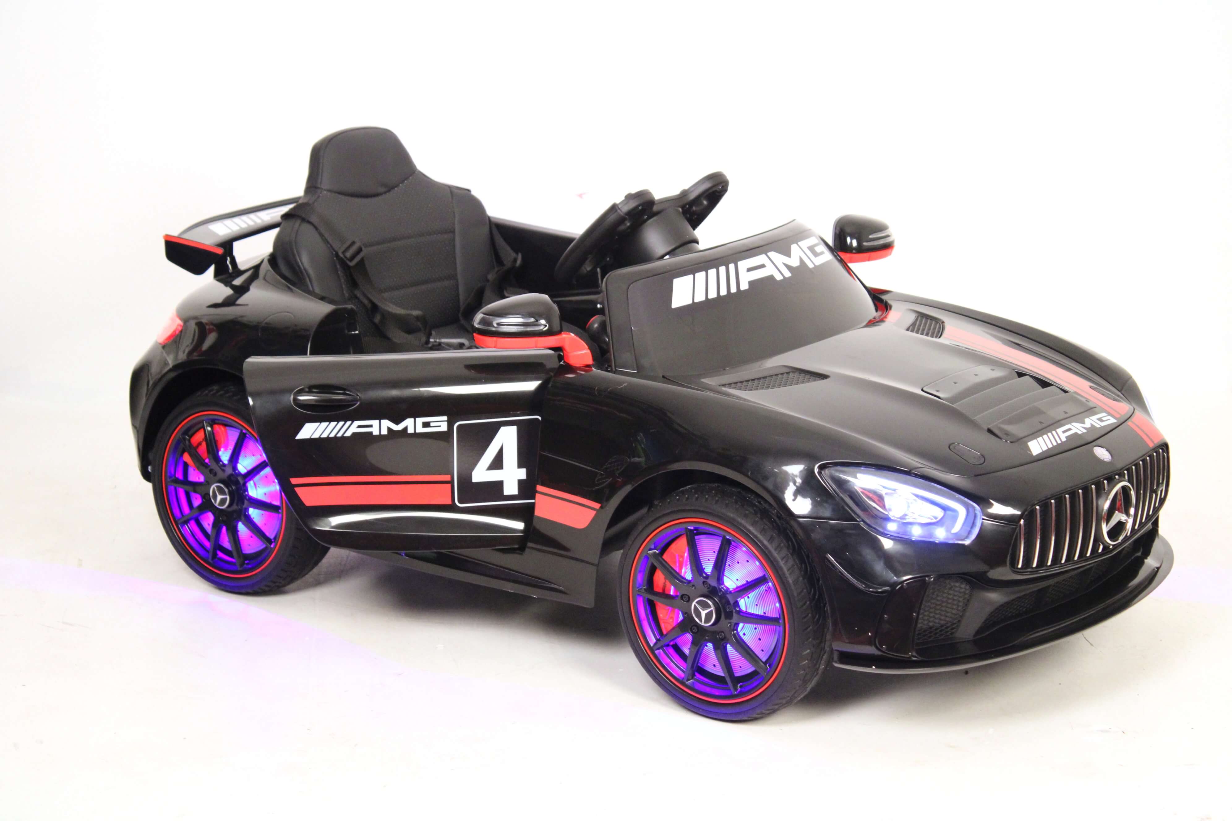 Электромобиль детский RiverToys Mercedes-Benz GT4 A007AA (лицензия) черного цвета Электромобиль детский RiverToys Mercedes-Benz GT4 A007AA (лицензия) черного цвета
