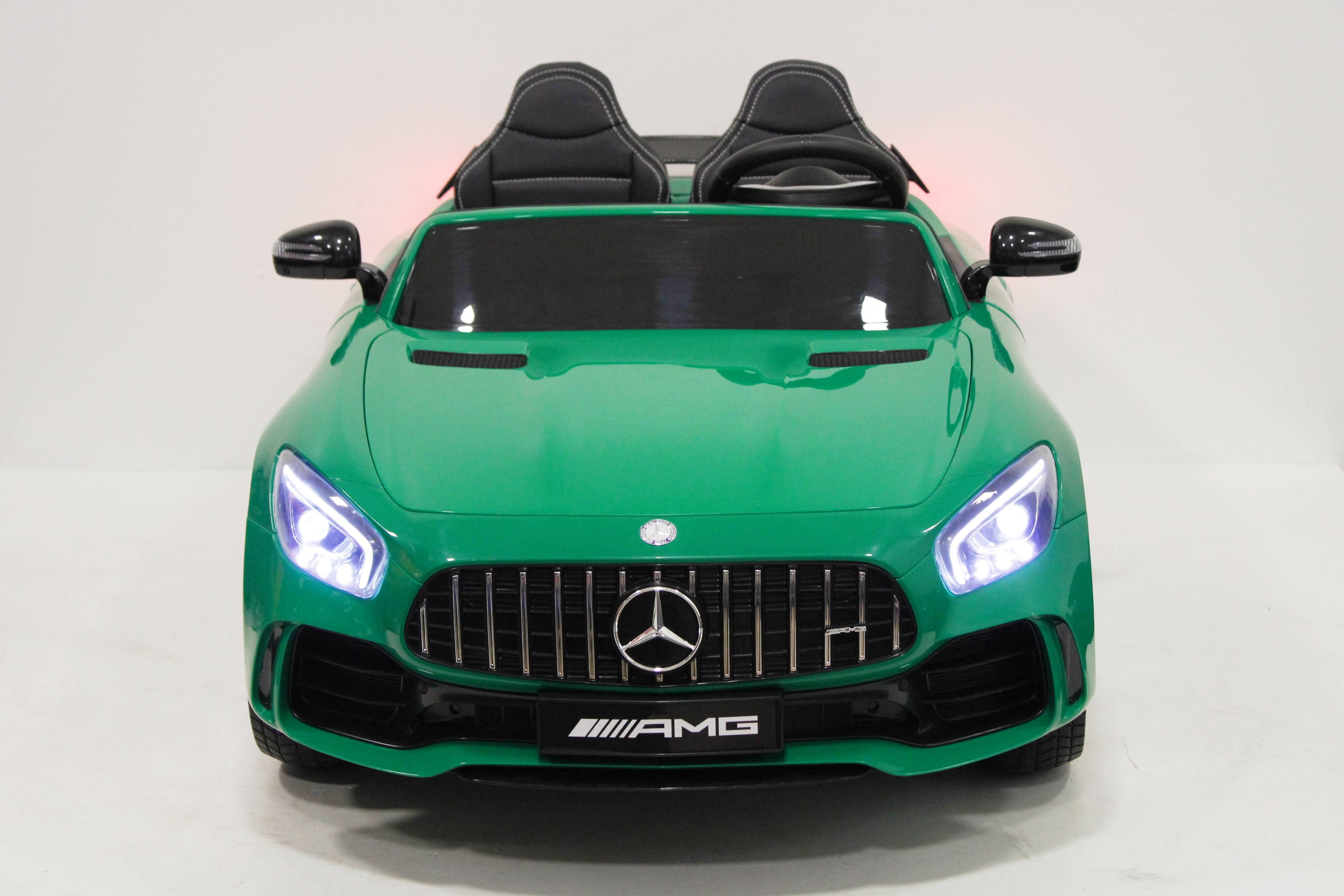 Электромобиль детский RiverToys Mercedes-benz AMG GTR HL289 (лицензия) зеленого цвета Электромобиль детский RiverToys Mercedes-benz AMG GTR HL289 (лицензия) зеленого цвета