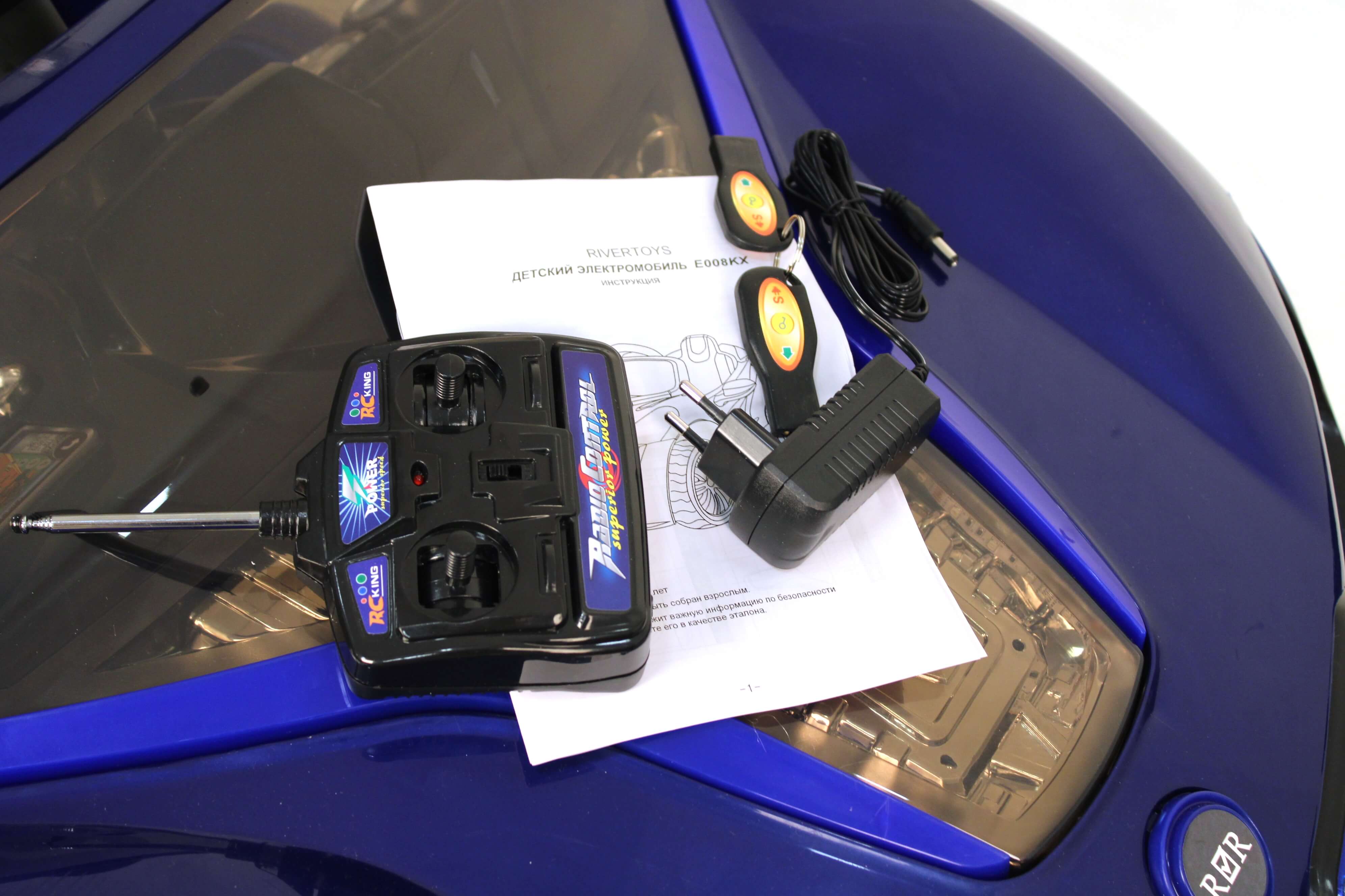������������ �������� ������������� RiverToys BMW I8 E008KX ������ �����