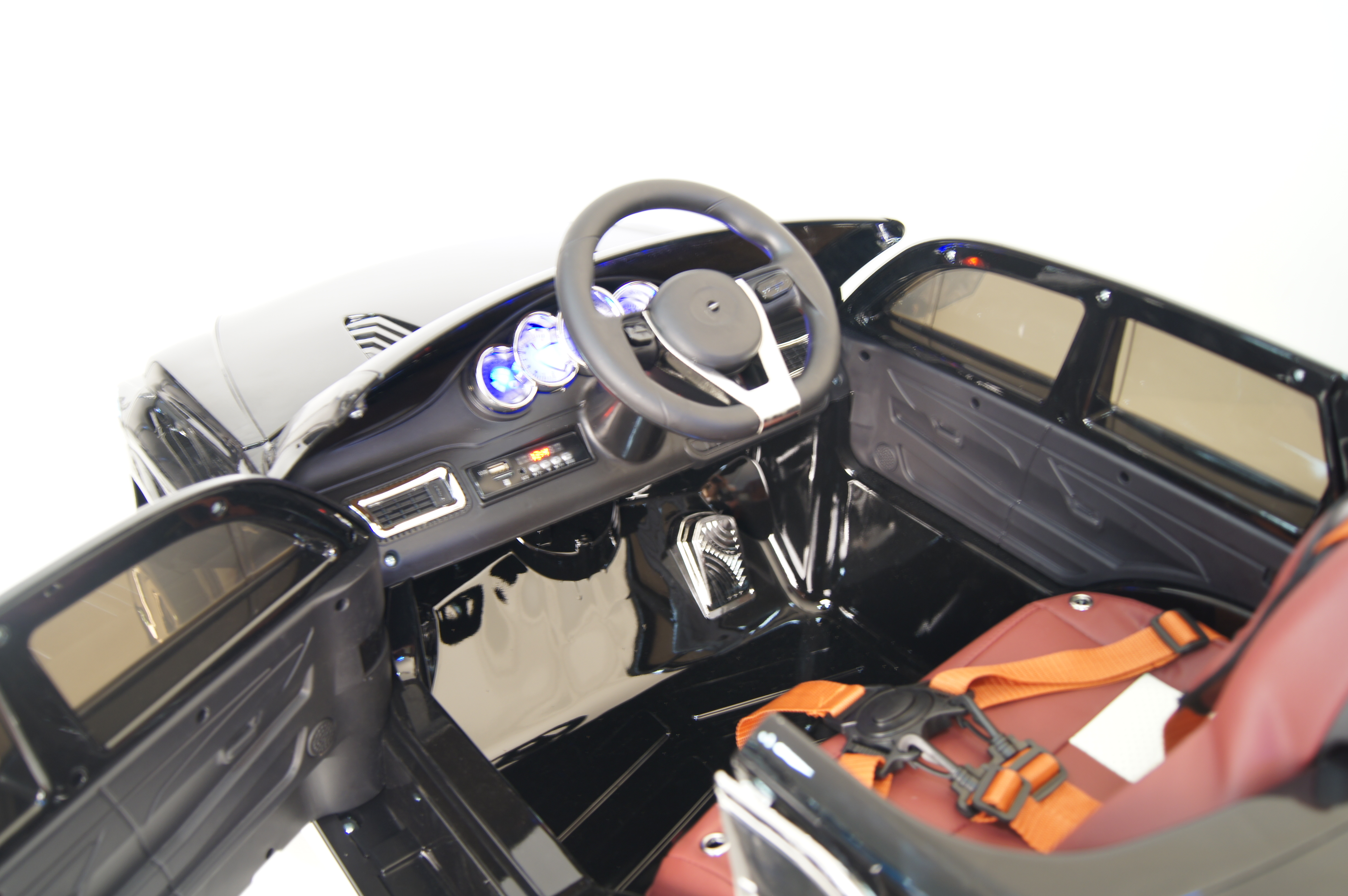 ����� �������� ������������� RiverToys Lexus E111KX (������) ������ ������