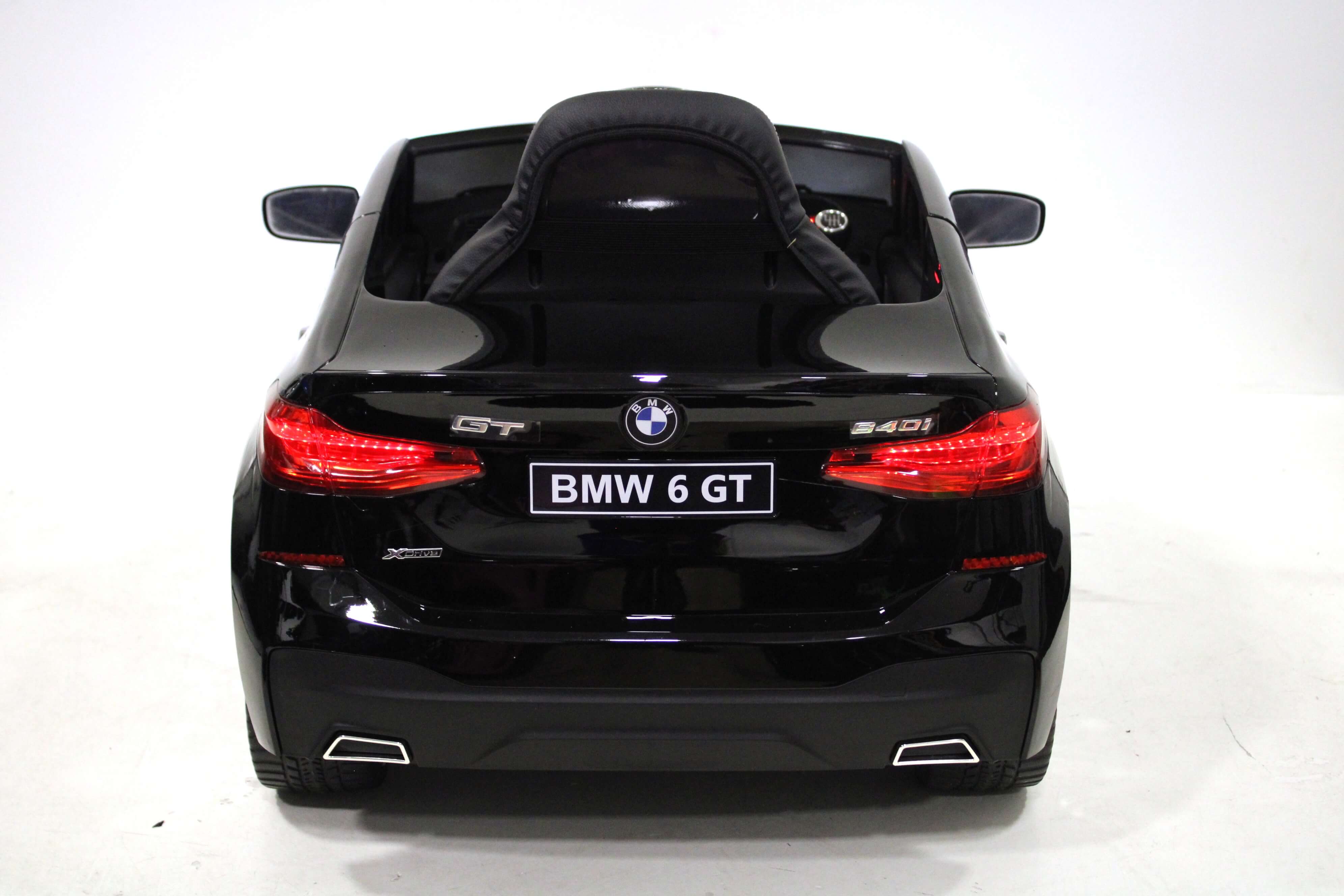 ������������� ������� RiverToys BMW 6 GT JJ2164 ������ (��������) ������ ������