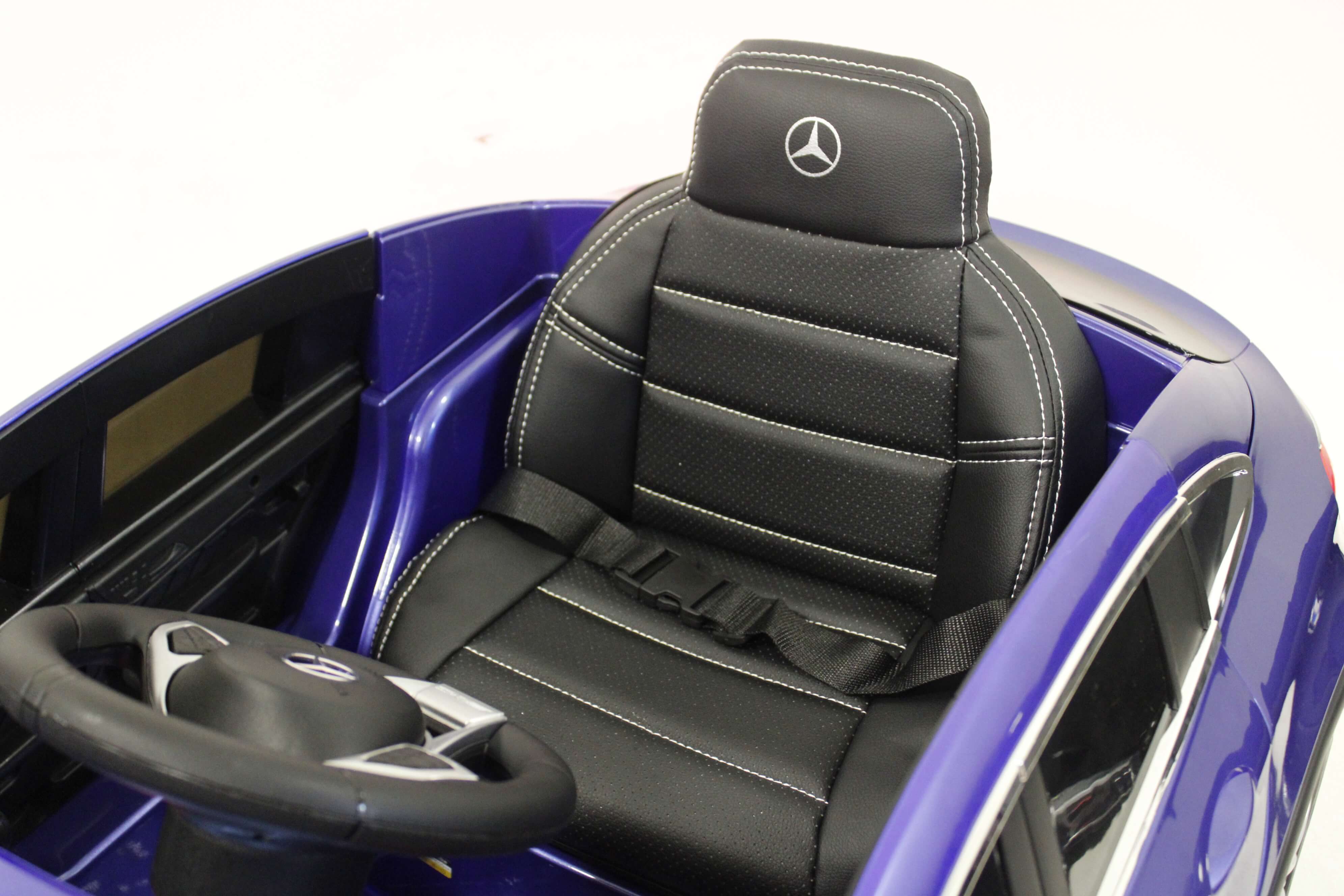 ������� �������� ������������� RiverToys Mercedes-AMG GLE63 Coupe M555MM (��������) ������ �����