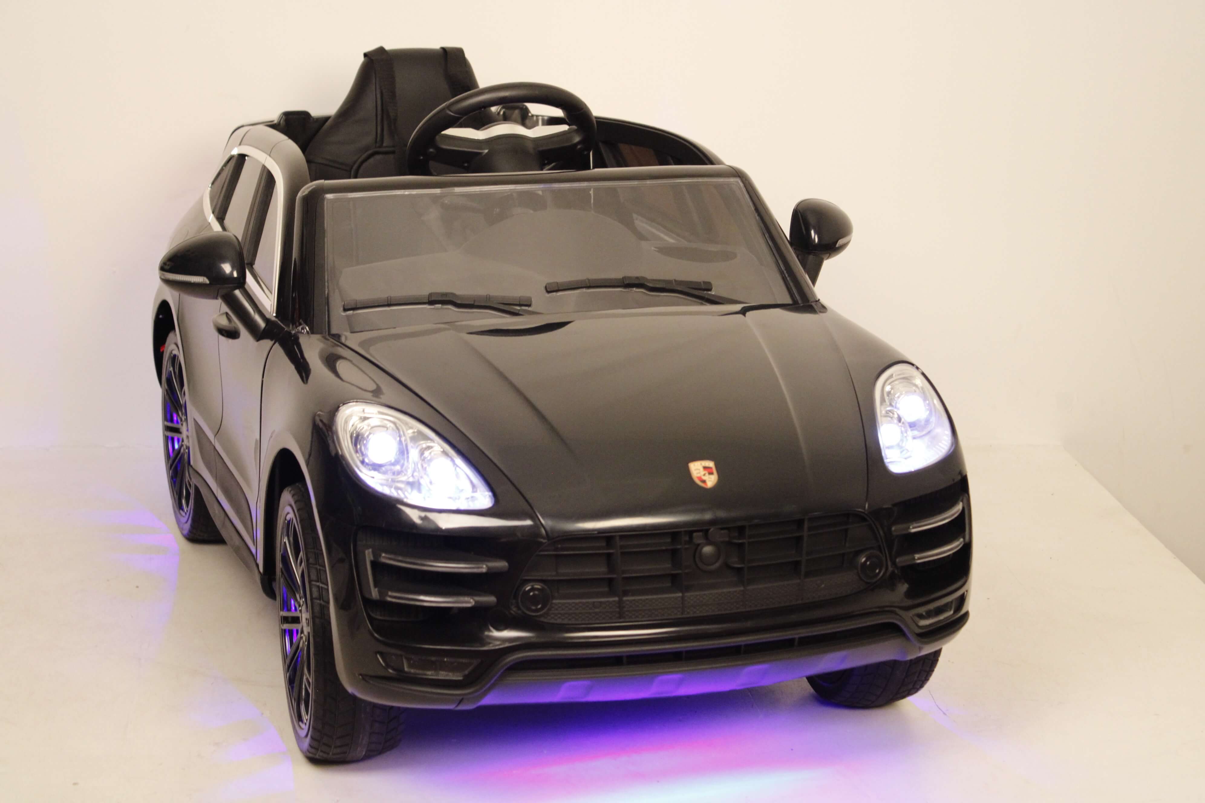 ������������� ������� RiverToys Porsche Universal A555AA (��������) ������� �����