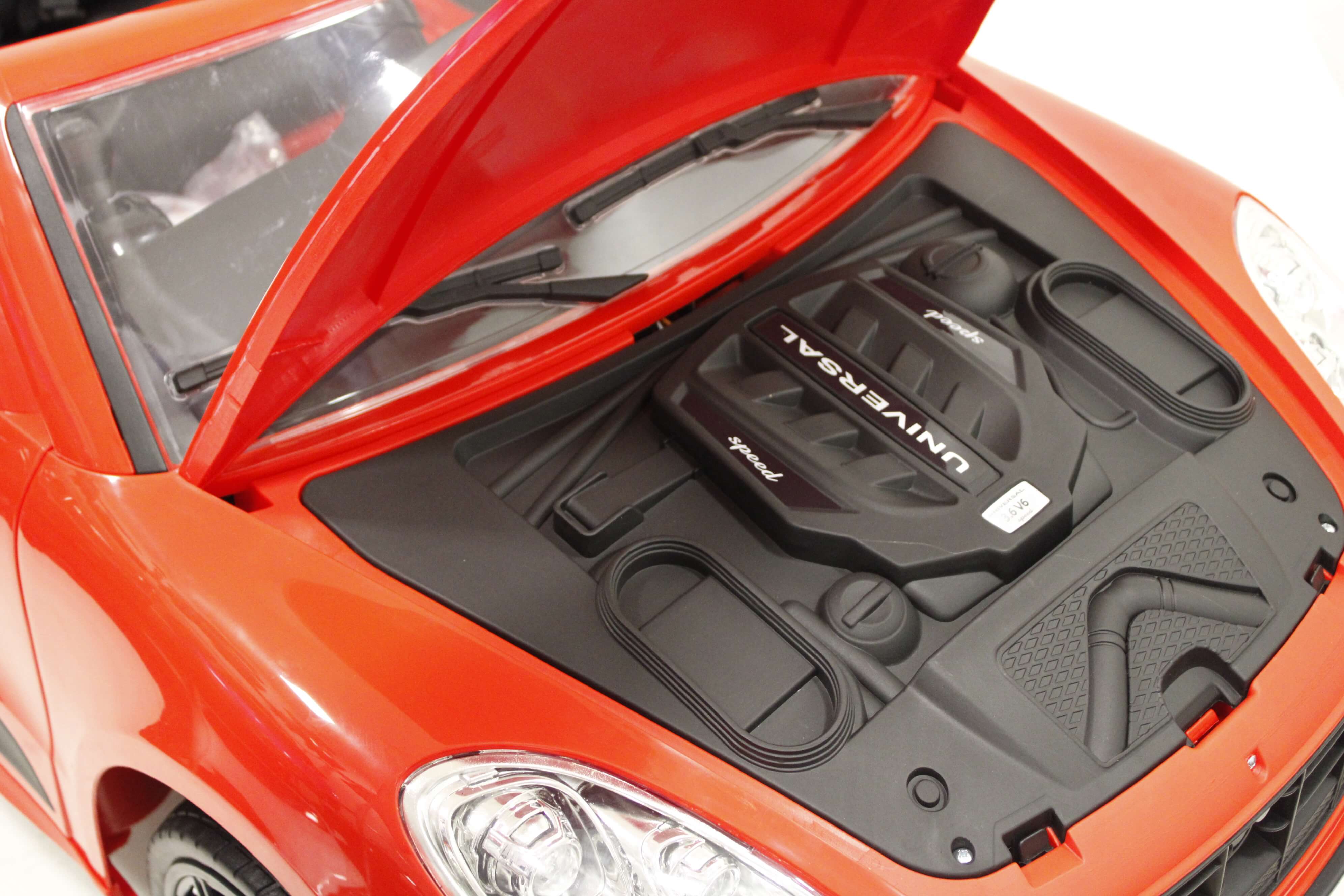 ����� �������� ������������� RiverToys Porsche Universal A555AA (��������) �������� �����