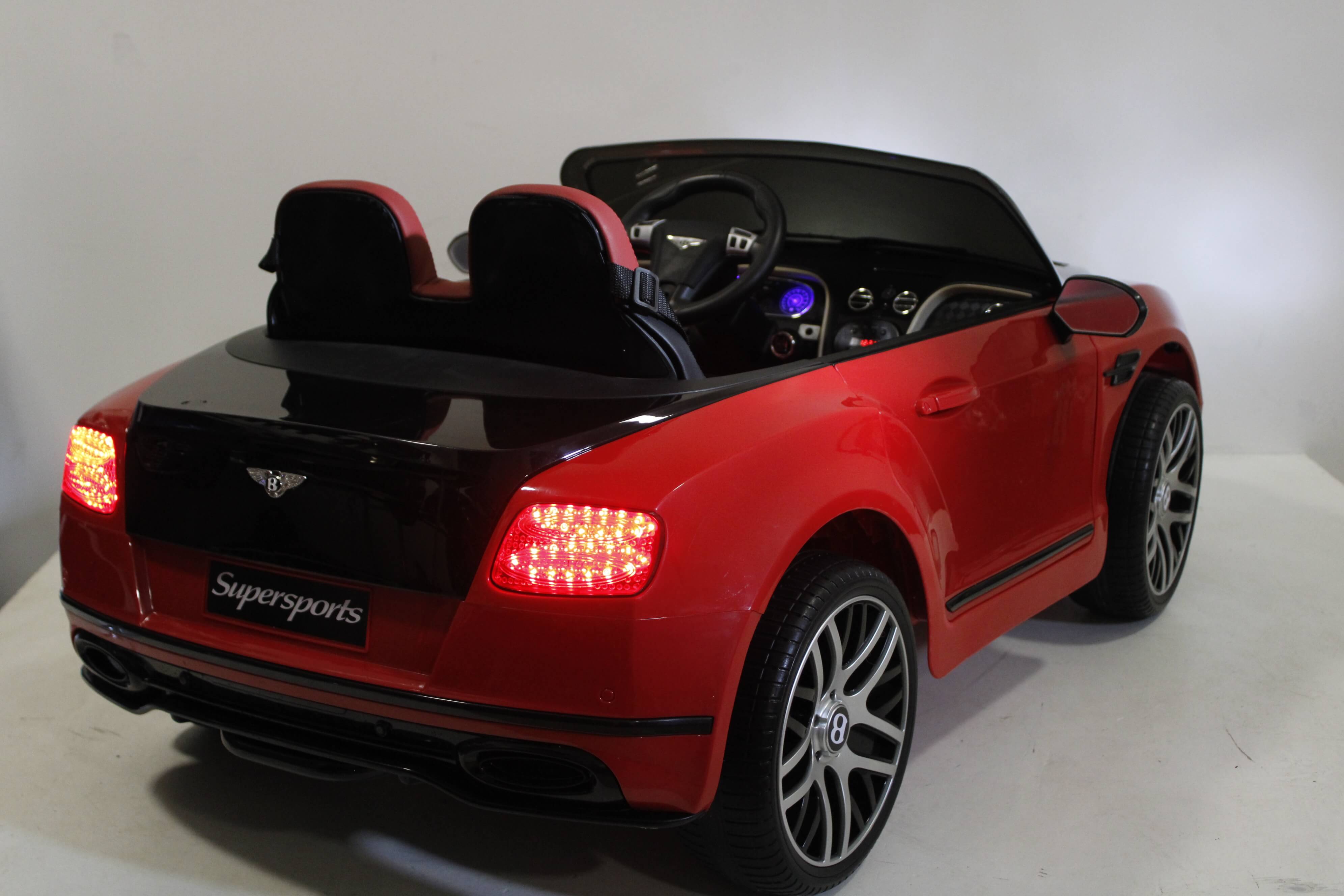 ������������� ������� RiverToys Bentley Continential Supersports JE1155 (��������) ������-������ �����