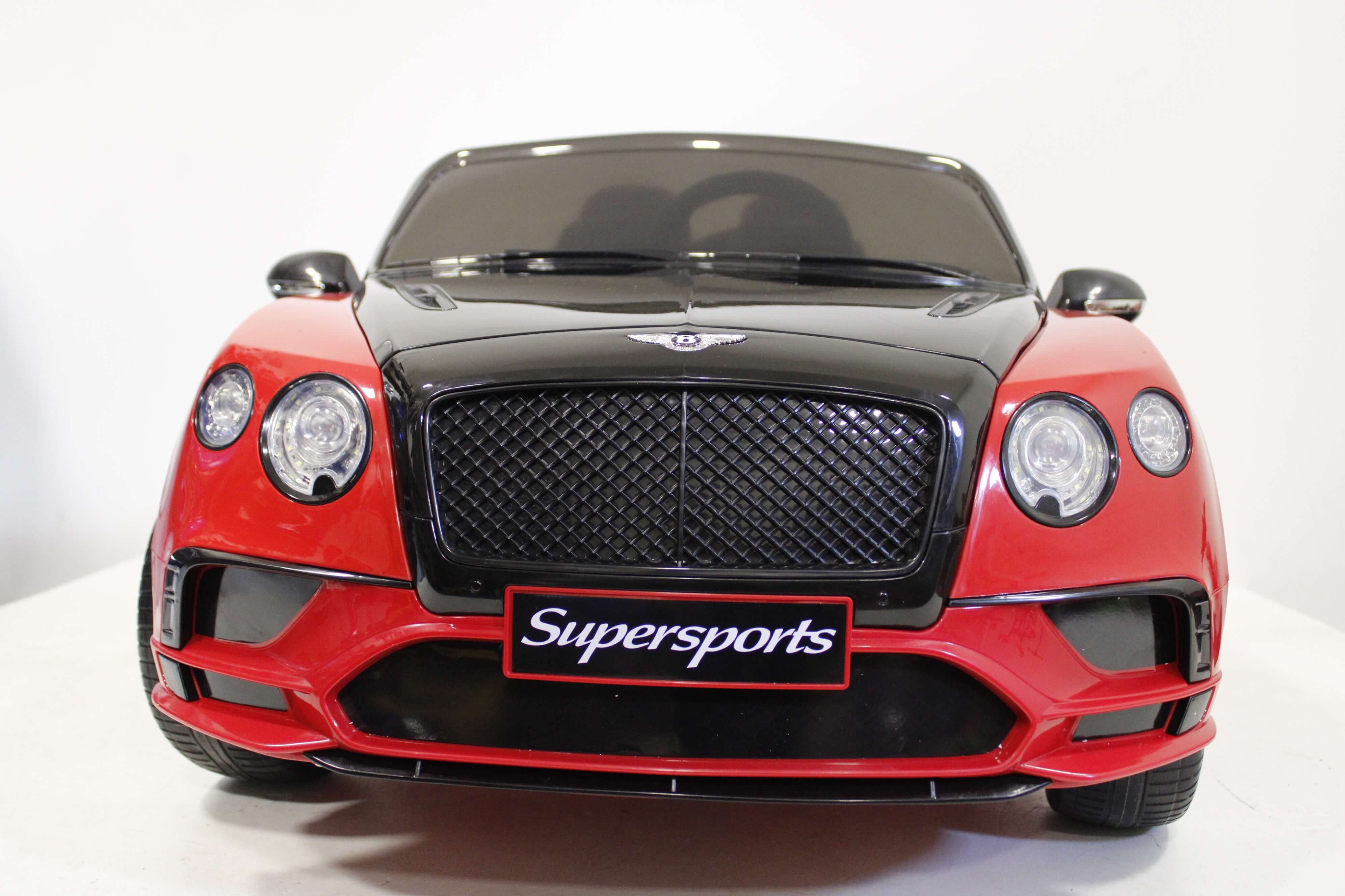 ������������� ������� RiverToys Bentley Continential Supersports JE1155 (��������) ������-������ �����