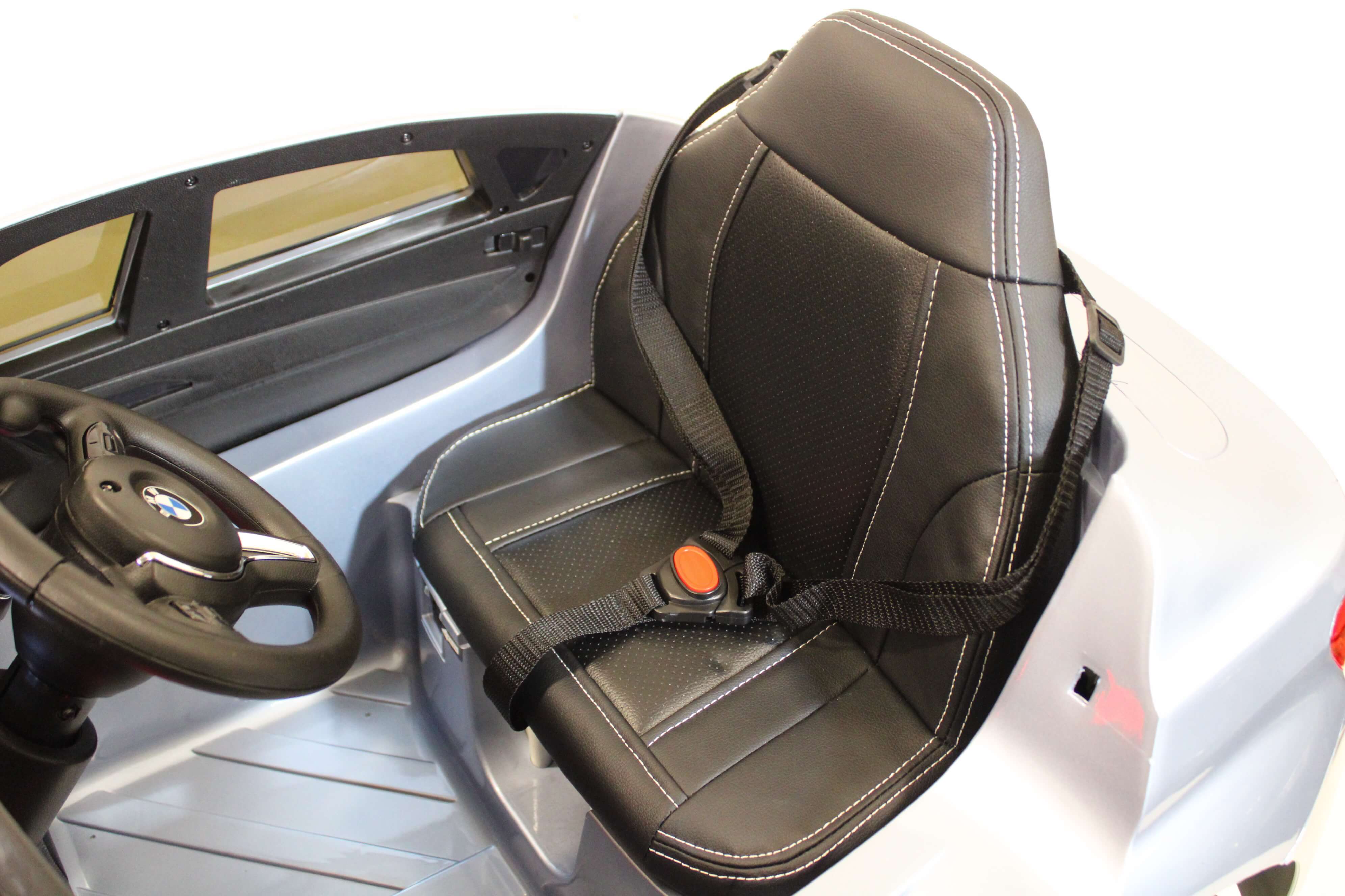 ������� �������� ������������� RiverToys BMW X6M JJ2199 (��������) ������ �����