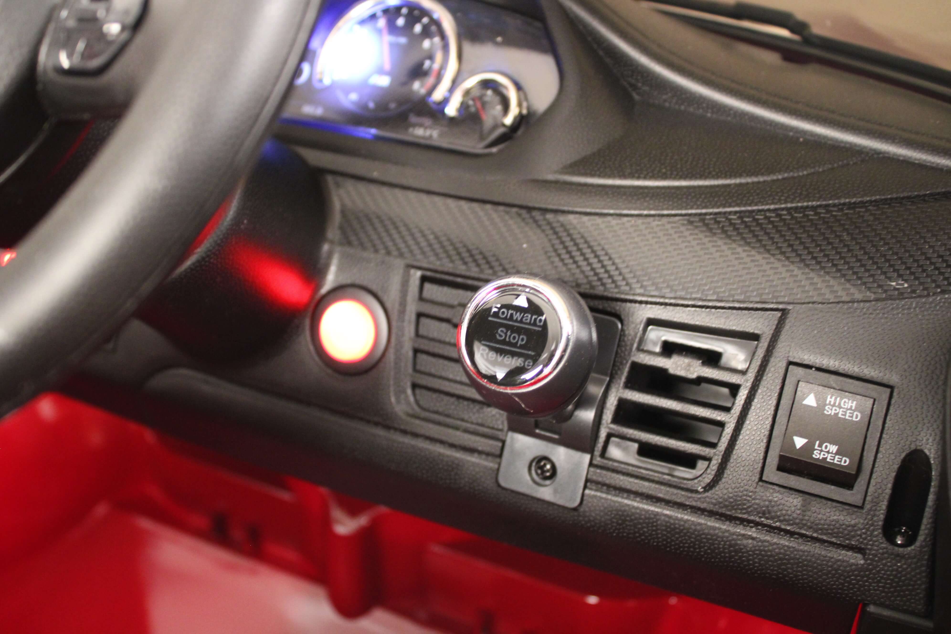 ������� ������� �������� ������������� RiverToys BMW X6M JJ2199 ������ (��������) �������� ������