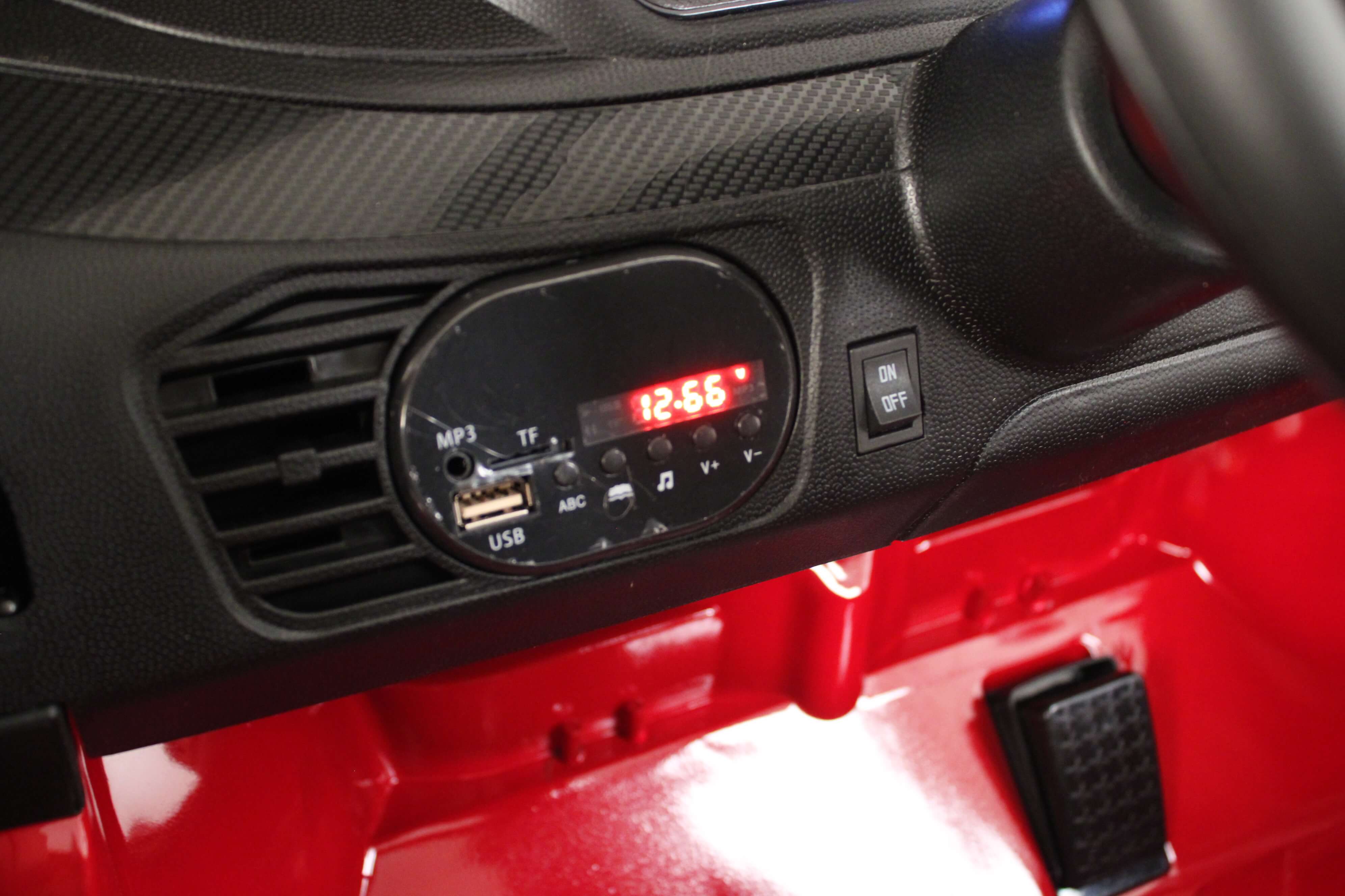 ��������� �������� ������������� RiverToys BMW X6M JJ2199 ������ (��������) �������� ������